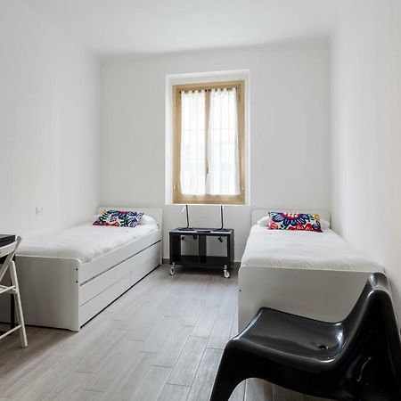 Comfortable Family Group Apartment Via Paruta Milão Exterior foto