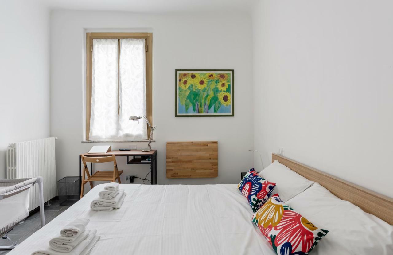 Comfortable Family Group Apartment Via Paruta Milão Exterior foto
