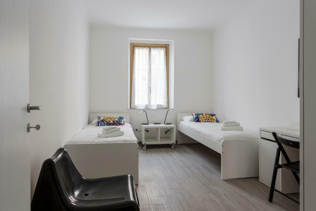 Comfortable Family Group Apartment Via Paruta Milão Exterior foto