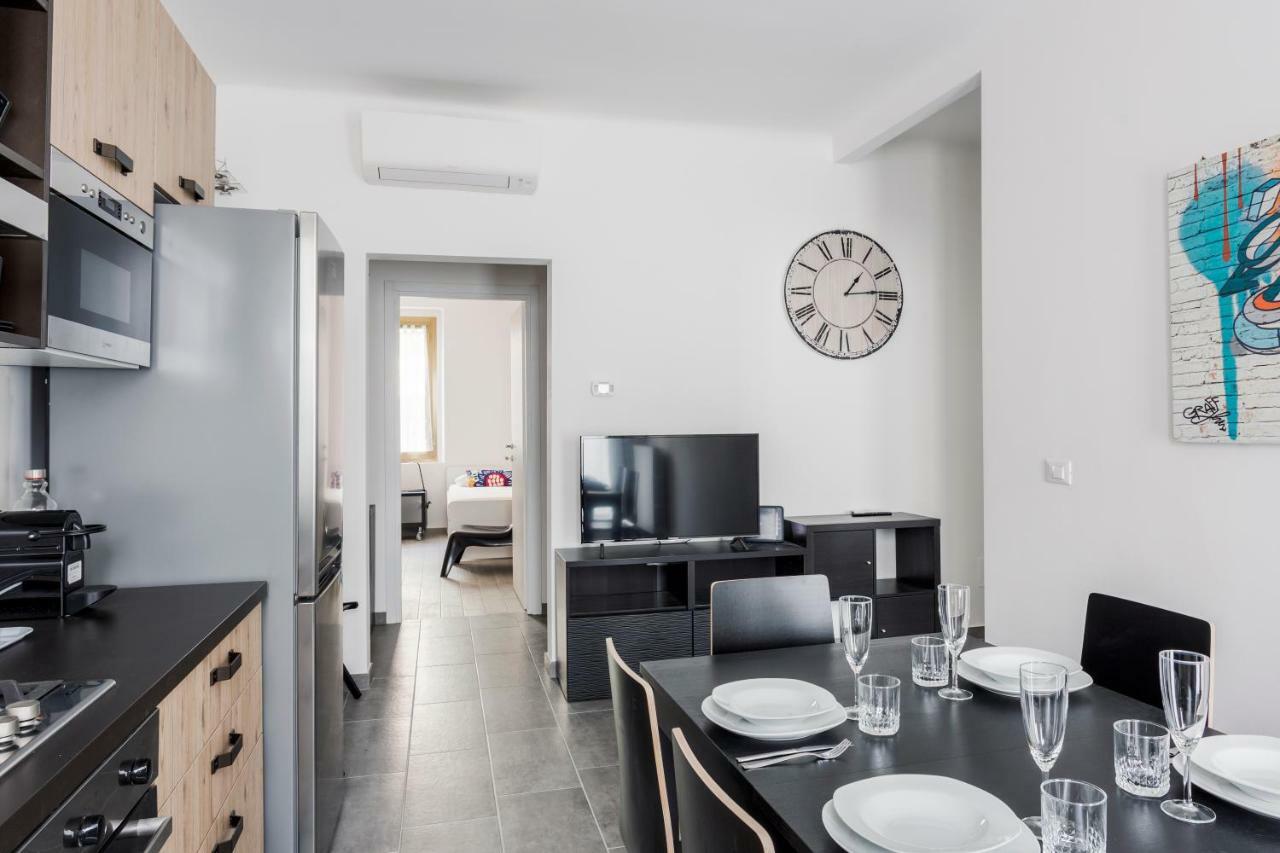 Comfortable Family Group Apartment Via Paruta Milão Exterior foto